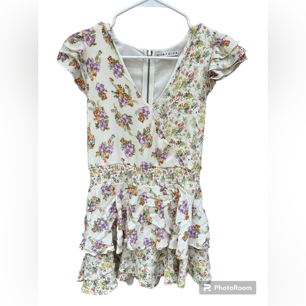ALICE + OLIVIA Floral Print V-Neck Romper size 2